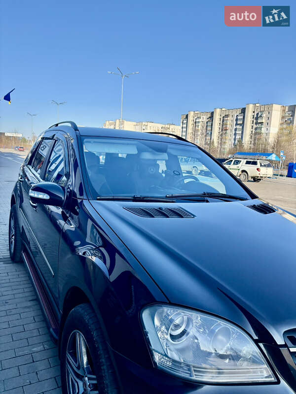 Внедорожник / Кроссовер Mercedes-Benz M-Class 2007 в Дрогобыче