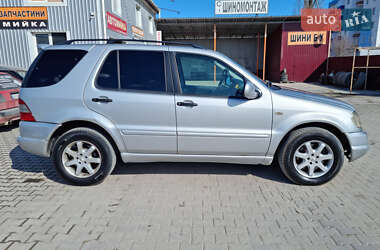 Внедорожник / Кроссовер Mercedes-Benz M-Class 1999 в 