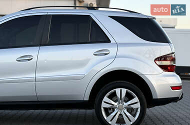 Внедорожник / Кроссовер Mercedes-Benz M-Class 2008 в 