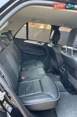 Внедорожник / Кроссовер Mercedes-Benz M-Class 2013 в 