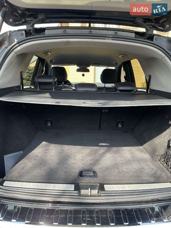 Внедорожник / Кроссовер Mercedes-Benz M-Class 2013 в Киеве