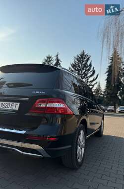 Внедорожник / Кроссовер Mercedes-Benz M-Class 2011 в 