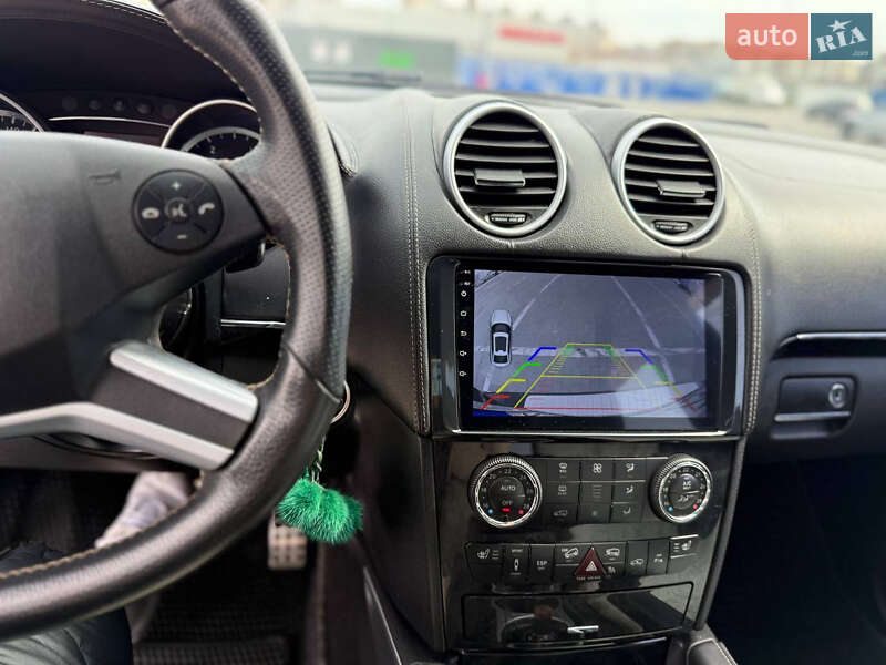 Внедорожник / Кроссовер Mercedes-Benz M-Class 2011 в Одессе