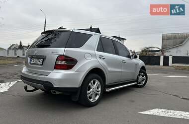 Позашляховик / Кросовер Mercedes-Benz M-Class 2007 в 