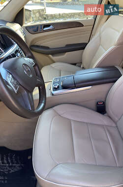 Внедорожник / Кроссовер Mercedes-Benz M-Class 2012 в 