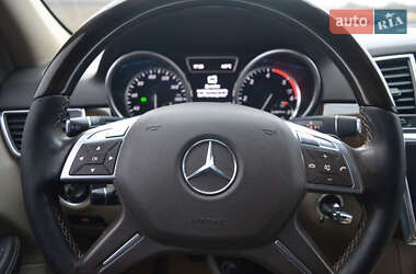 Внедорожник / Кроссовер Mercedes-Benz M-Class 2012 в 