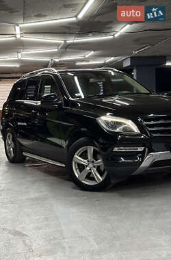 Внедорожник / Кроссовер Mercedes-Benz M-Class 2013 в 