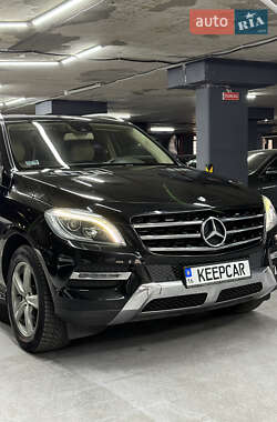 Внедорожник / Кроссовер Mercedes-Benz M-Class 2013 в 