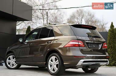 Внедорожник / Кроссовер Mercedes-Benz M-Class 2014 в 
