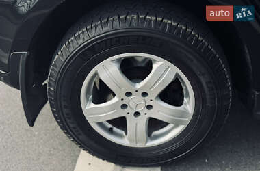 Позашляховик / Кросовер Mercedes-Benz M-Class 2009 в 