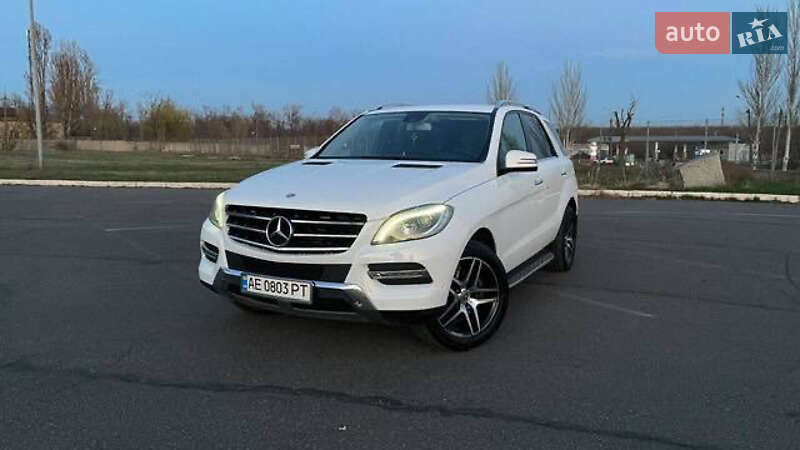 Внедорожник / Кроссовер Mercedes-Benz M-Class 2013 в Кривом Роге