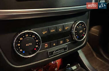 Позашляховик / Кросовер Mercedes-Benz M-Class 2013 в 