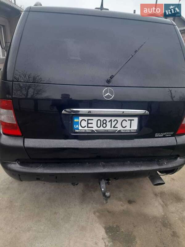 Внедорожник / Кроссовер Mercedes-Benz M-Class 2004 в Новоселице