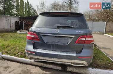Mercedes-Benz M-Class 2012 Mercedes-Benz M-Class 2012