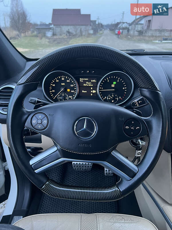Внедорожник / Кроссовер Mercedes-Benz M-Class 2010 в Ровно