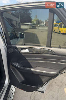 Внедорожник / Кроссовер Mercedes-Benz M-Class 2014 в 