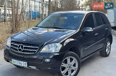 Позашляховик / Кросовер Mercedes-Benz M-Class 2008 в 