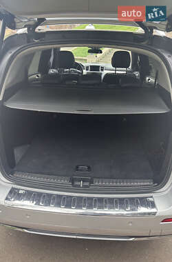 Внедорожник / Кроссовер Mercedes-Benz M-Class 2013 в 