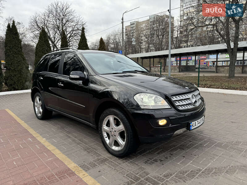 Позашляховик / Кросовер Mercedes-Benz M-Class 2006 в Києві