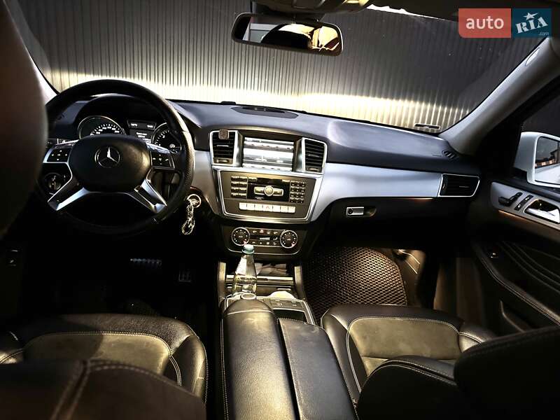 Внедорожник / Кроссовер Mercedes-Benz M-Class 2013 в Луцке