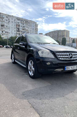 Внедорожник / Кроссовер Mercedes-Benz M-Class 2008 в 