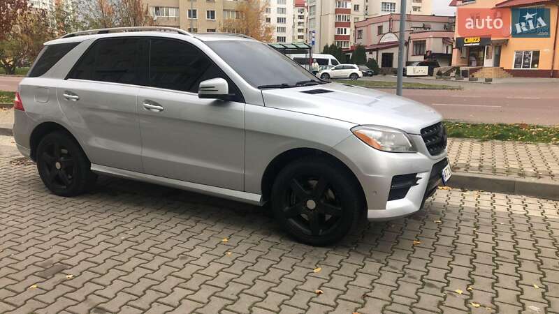 Позашляховик / Кросовер Mercedes-Benz M-Class 2013 в Івано-Франківську
