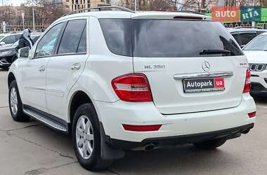 Внедорожник / Кроссовер Mercedes-Benz M-Class 2010 в 