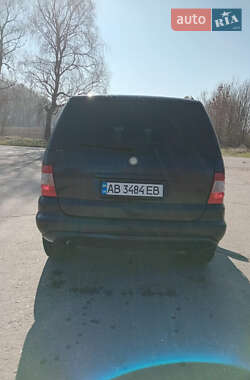 Внедорожник / Кроссовер Mercedes-Benz M-Class 2002 в 