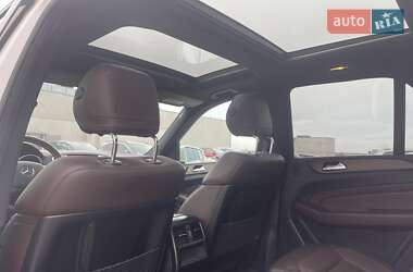 Позашляховик / Кросовер Mercedes-Benz M-Class 2013 в 