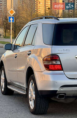 Внедорожник / Кроссовер Mercedes-Benz M-Class 2008 в 
