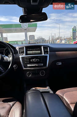 Внедорожник / Кроссовер Mercedes-Benz M-Class 2014 в 