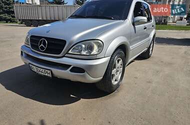 Позашляховик / Кросовер Mercedes-Benz M-Class 2002 в Сумах