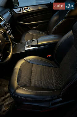 Позашляховик / Кросовер Mercedes-Benz M-Class 2012 в 