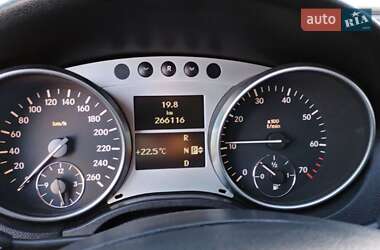 Позашляховик / Кросовер Mercedes-Benz M-Class 2005 в 