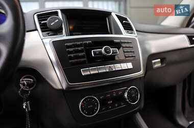 Внедорожник / Кроссовер Mercedes-Benz M-Class 2014 в 