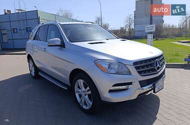 Внедорожник / Кроссовер Mercedes-Benz M-Class 2012 в 