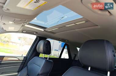 Внедорожник / Кроссовер Mercedes-Benz M-Class 2012 в 
