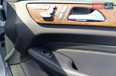 Внедорожник / Кроссовер Mercedes-Benz M-Class 2012 в 