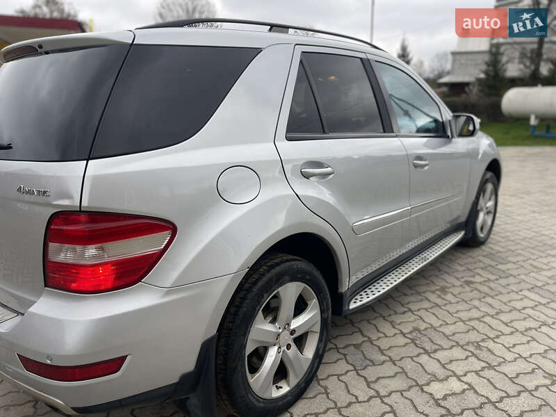 Внедорожник / Кроссовер Mercedes-Benz M-Class 2008 в Коломые