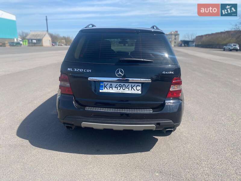 Внедорожник / Кроссовер Mercedes-Benz M-Class 2008 в Томашполе