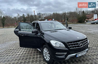 Внедорожник / Кроссовер Mercedes-Benz M-Class 2014 в 