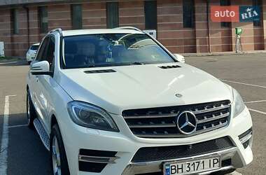 Внедорожник / Кроссовер Mercedes-Benz M-Class 2013 в 