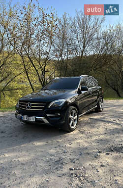 Mercedes-Benz M-Class 2012 Mercedes-Benz M-Class 2012