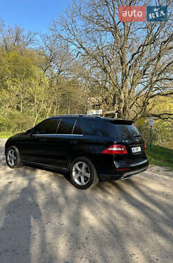 Внедорожник / Кроссовер Mercedes-Benz M-Class 2012 в 