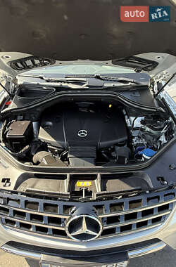 Позашляховик / Кросовер Mercedes-Benz M-Class 2013 в 