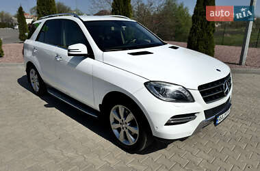 Позашляховик / Кросовер Mercedes-Benz M-Class 2015 в 