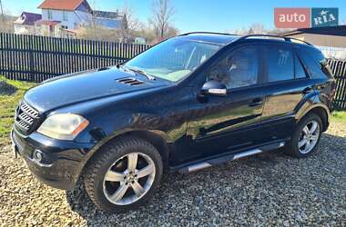 Внедорожник / Кроссовер Mercedes-Benz M-Class 2005 в 