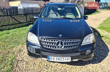 Внедорожник / Кроссовер Mercedes-Benz M-Class 2005 в 