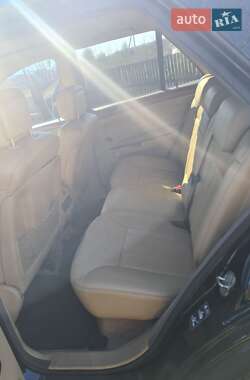 Внедорожник / Кроссовер Mercedes-Benz M-Class 2005 в 