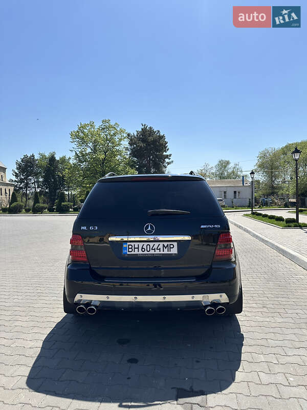 Внедорожник / Кроссовер Mercedes-Benz M-Class 2006 в Измаиле